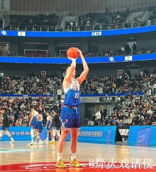 阿不都沙拉木当选CBA常规赛MVP 邱彪最佳教练 阿不都沙拉木当选CBA常规赛MVP 邱彪最佳教练